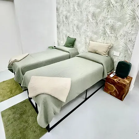 Poveromo Bed & Breakfast